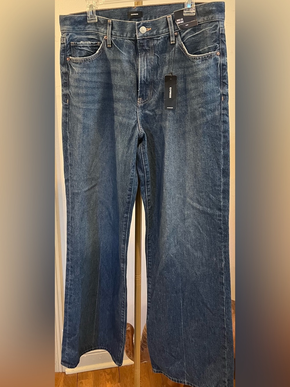 Express Women's Wide Leg Jeans in Blue Denim